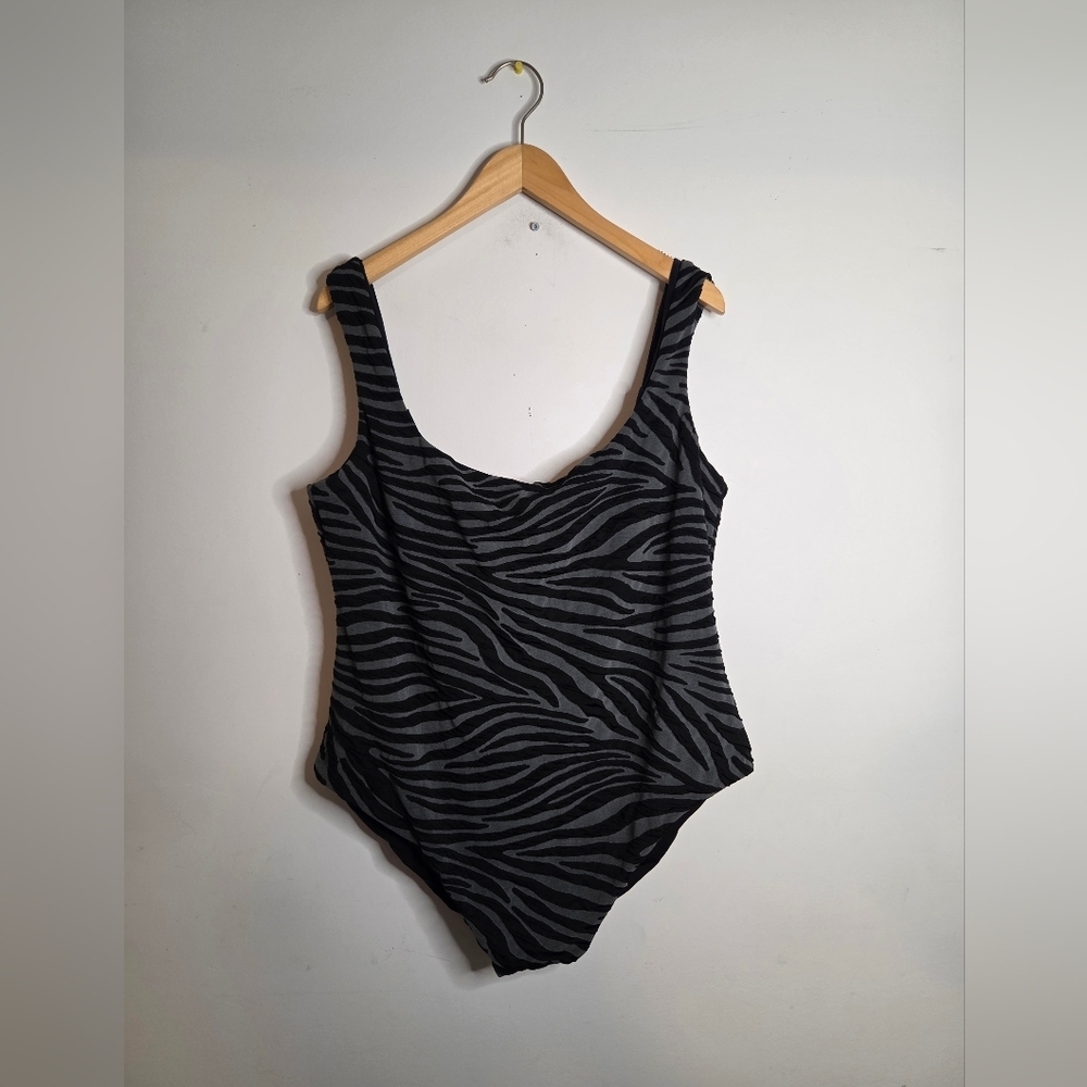MARA HOFFMAN PERSEPHONE Print One-Piece Swimsuit Size 3X